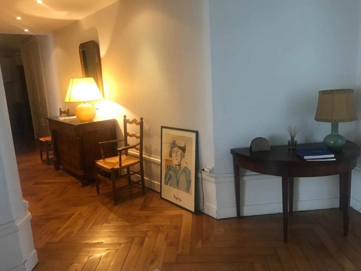 Berges Du Rhone/ Chambre Avec Balcon Lyon Eksteriør bilde